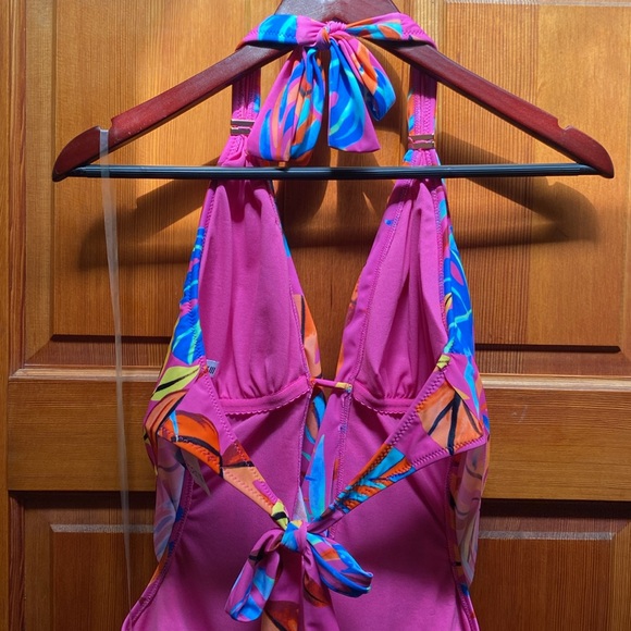 Bar lll Swimsuit Floral Size L - Picture 14 of 17